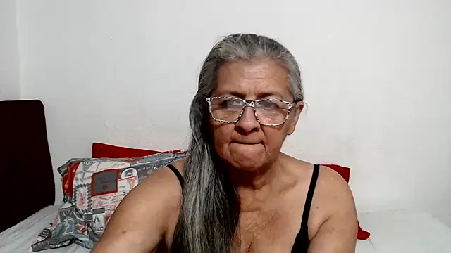 candy mature  online show from 06-01-26, 12:12