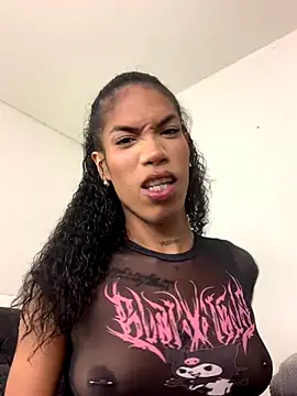 turabbitxx online show from 10-25-25, 02:41