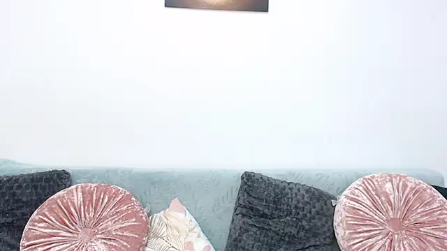 RebecaMur online show from 09-17-25, 05:25