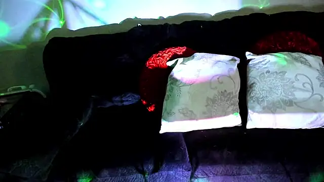 Snapshot of yiauana chatting on 03-16-25, 02:21 yiauana online show from 03-16-25, 02:21