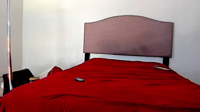 Snapshot of yiauana chatting on 10-26-25, 08:59 yiauana online show from 10-26-25, 08:59