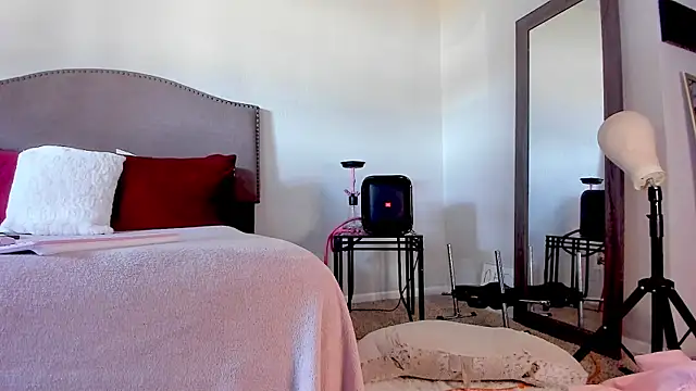 Snapshot of yiauana chatting on 11-02-25, 03:58 yiauana online show from 11-02-25, 03:58