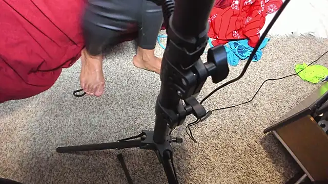 Snapshot of yiauana chatting on 11-14-25, 08:35 yiauana online show from 11-14-25, 08:35