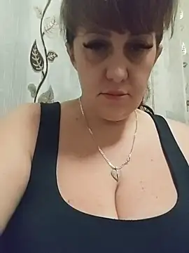 AvaLloyd online show from 12-03-25, 02:08