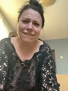 Snapshot of CuteNata chatting on 12-14-24, 11:50 CuteNata online show from 12-14-24, 11:50