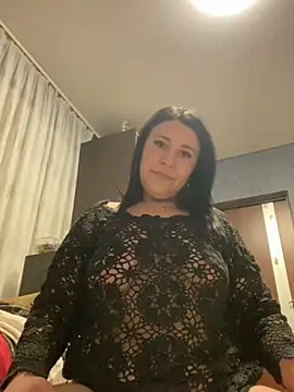 Snapshot of CuteNata chatting on 12-17-24, 06:31 CuteNata online show from 12-17-24, 06:31