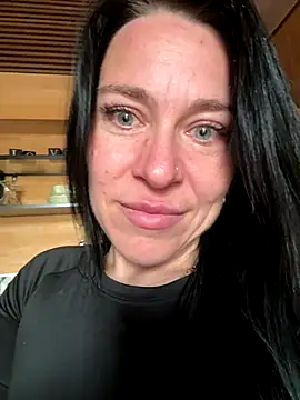 CuteNata online show from 11-15-25, 11:07