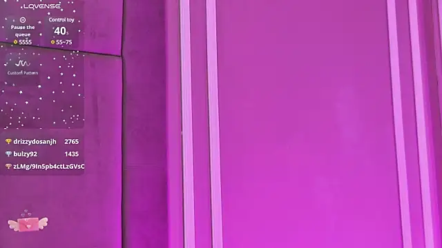 EmilyColle  online show from 02-10-25, 08:09