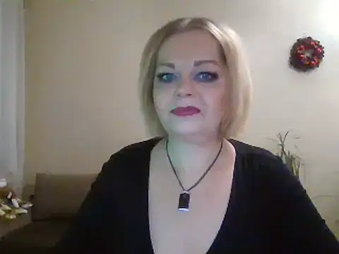Snapshot of SofiyaPetrova chatting on 01-16-25, 05:44 SofiyaPetrova online show from 01-16-25, 05:44