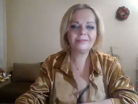 Snapshot of SofiyaPetrova chatting on 02-06-25, 12:00 SofiyaPetrova online show from 02-06-25, 12:00