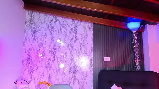 chloe blue online show from 02-13-25, 11:50