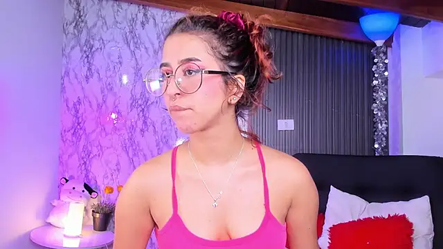 chloe blue online show from 03-07-25, 11:40