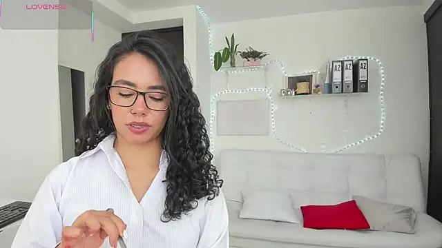 Snapshot of susana_monroy chatting on 07-28-26, 06:42 susana monroy online show from 07-28-26, 06:42