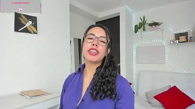 Snapshot of susana_monroy chatting on 07-29-26, 07:01 susana monroy online show from 07-29-26, 07:01