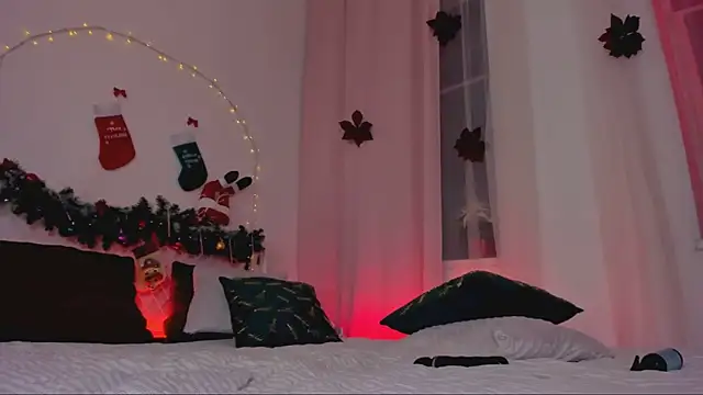 Snapshot of Love_Lines chatting on 12-27-24, 02:14 Love Lines online show from 12-27-24, 02:14