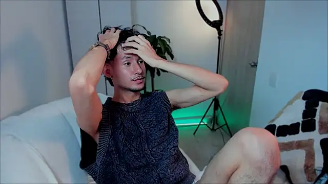 dimitri targaryen online show from 01-29-25, 02:30