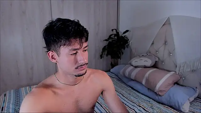 dimitri targaryen online show from 10-07-25, 11:02