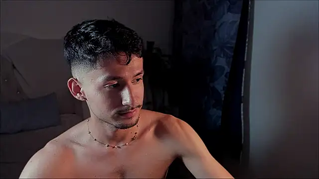 dimitri targaryen online show from 11-20-25, 11:37