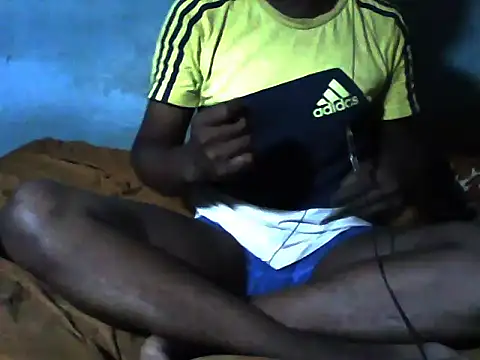 Snapshot of little__joy chatting on 12-05-25, 05:31 little joy online show from 12-05-25, 05:31