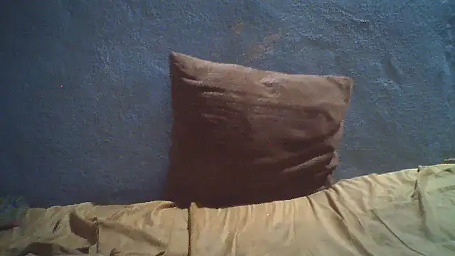 Snapshot of little__joy chatting on 06-06-26, 02:05 little joy online show from 06-06-26, 02:05