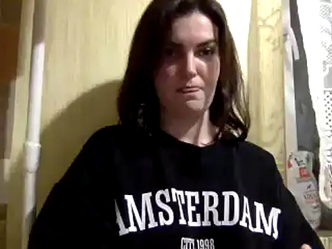 Snapshot of Karolina_llove chatting on 12-02-24, 04:31 Karolina llove online show from 12-02-24, 04:31