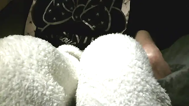 Everydayonli online show from 02-05-26, 04:00