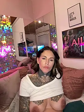 Snapshot of AileenInkOfficial chatting on 03-10-25, 05:50 AileenInkOfficial online show from 03-10-25, 05:50