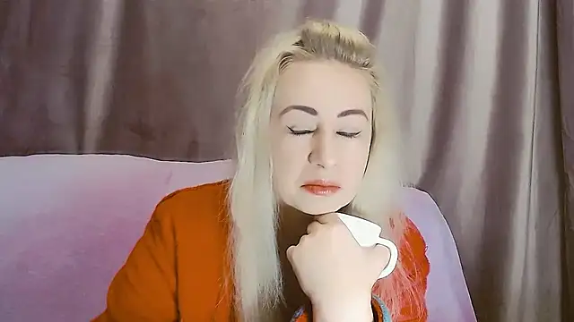 Olesya online show from 12-18-25, 02:28