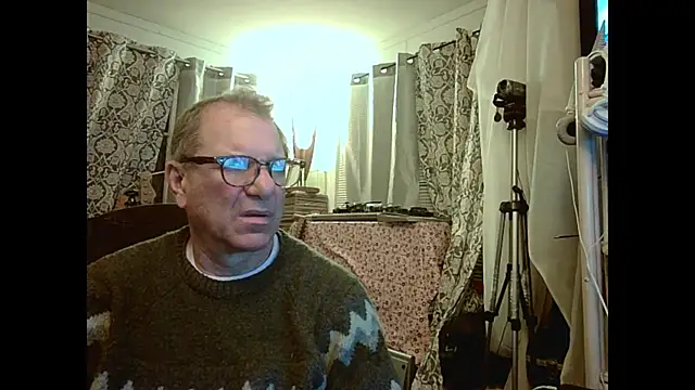 Snapshot of coryassman chatting on 04-26-26, 10:24 coryassman online show from 04-26-26, 10:24