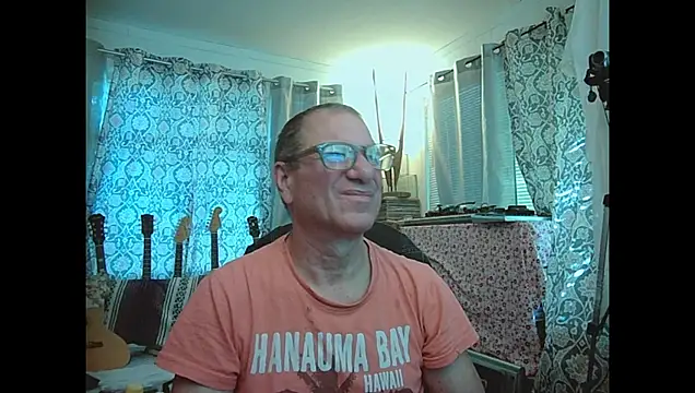 Snapshot of coryassman chatting on 06-01-26, 11:28 coryassman online show from 06-01-26, 11:28