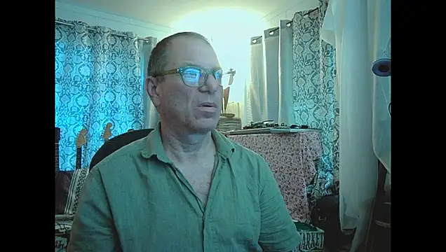 Snapshot of coryassman chatting on 06-04-26, 01:22 coryassman online show from 06-04-26, 01:22