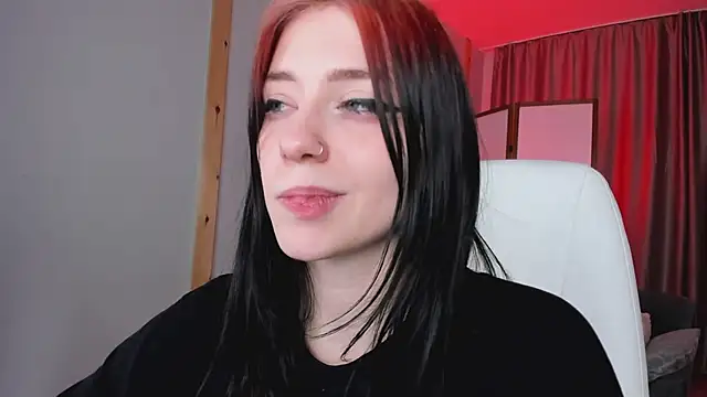 Snapshot of arielabradberry chatting on 12-10-24, 07:43 arielabradberry online show from 12-10-24, 07:43