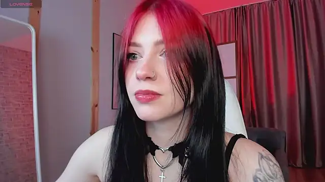 Snapshot of arielabradberry chatting on 02-11-25, 04:35 arielabradberry online show from 02-11-25, 04:35