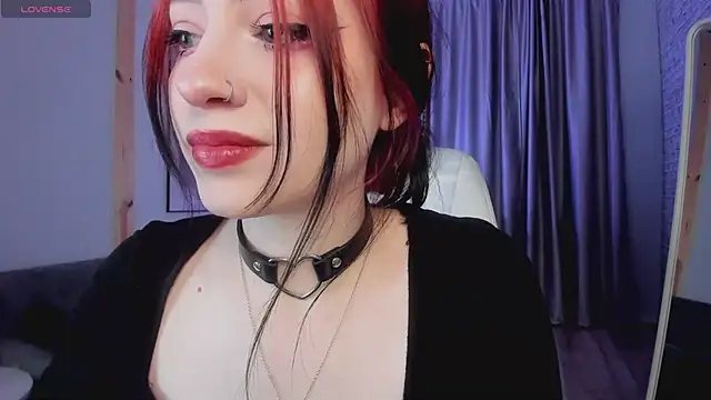 Snapshot of arielabradberry chatting on 03-04-25, 03:15 arielabradberry online show from 03-04-25, 03:15