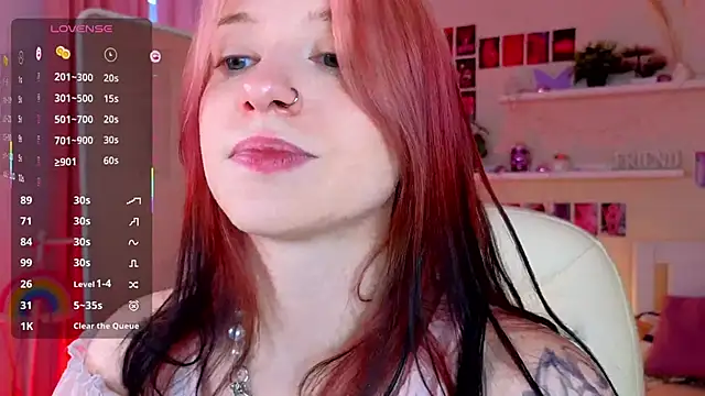 Snapshot of arielabradberry chatting on 10-04-25, 11:19 arielabradberry online show from 10-04-25, 11:19