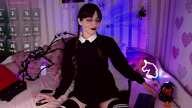 AliceNikke online show from 11-03-25, 12:24