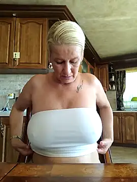 Lotus-blume1 online show from 09-21-25, 08:49