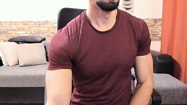 HotHunkTrainer online show from 12-02-25, 08:41