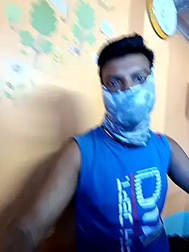 Snapshot of model_yesx chatting on 02-23-25, 05:23 model yesx online show from 02-23-25, 05:23