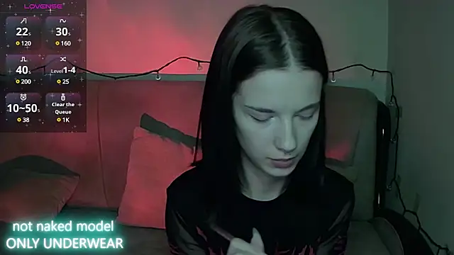 Snapshot of Miya_Dream_UKR chatting on 12-22-24, 03:11 Miya Dream UKR online show from 12-22-24, 03:11