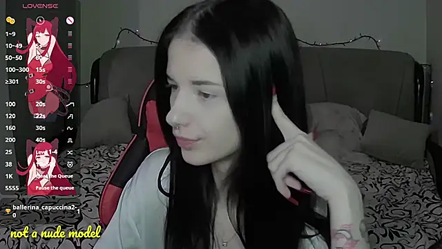 Snapshot of Miya_Dream_UKR chatting on 12-02-25, 03:29 Miya Dream UKR online show from 12-02-25, 03:29