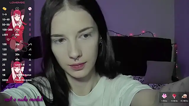 Snapshot of Miya_Dream_UKR chatting on 12-19-25, 10:50 Miya Dream UKR online show from 12-19-25, 10:50