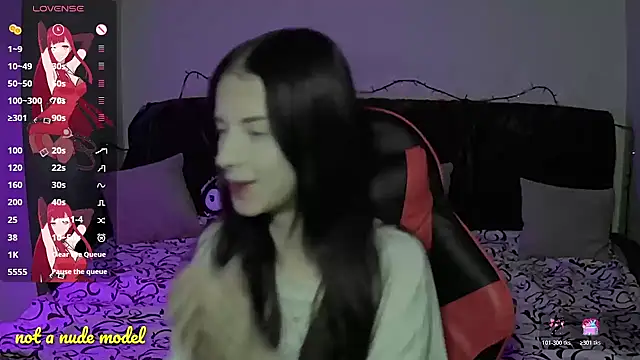 Snapshot of Miya_Dream_UKR chatting on 12-20-25, 11:45 Miya Dream UKR online show from 12-20-25, 11:45