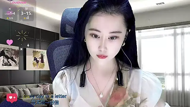 W-E-N-123 online show from 10-23-25, 12:32