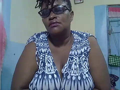 Snapshot of sexy_bigboobss chatting on 09-24-25, 07:12 sexy bigboobss online show from 09-24-25, 07:12