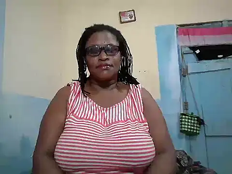 Snapshot of sexy_bigboobss chatting on 11-24-25, 06:13 sexy bigboobss online show from 11-24-25, 06:13