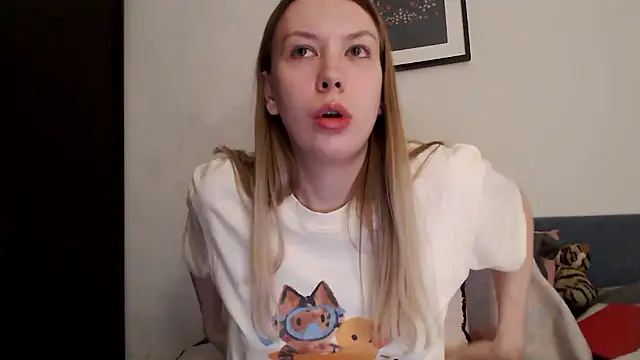 Snapshot of Scarlettford chatting on 01-15-26, 06:22 Scarlettford online show from 01-15-26, 06:22