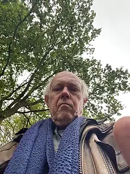 Snapshot of martxxxxx chatting on 05-17-26, 10:00 martxxxxx online show from 05-17-26, 10:00