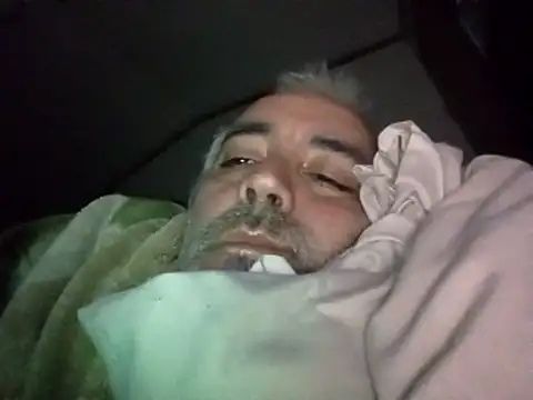 Xoc8  online show from 02-06-26, 04:17