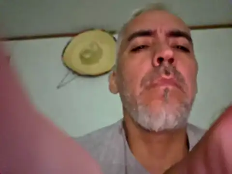 Xoc8  online show from 05-09-26, 04:50
